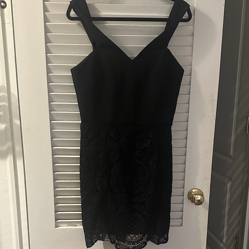 Adelyn Rae Black Lace Mini Dress
